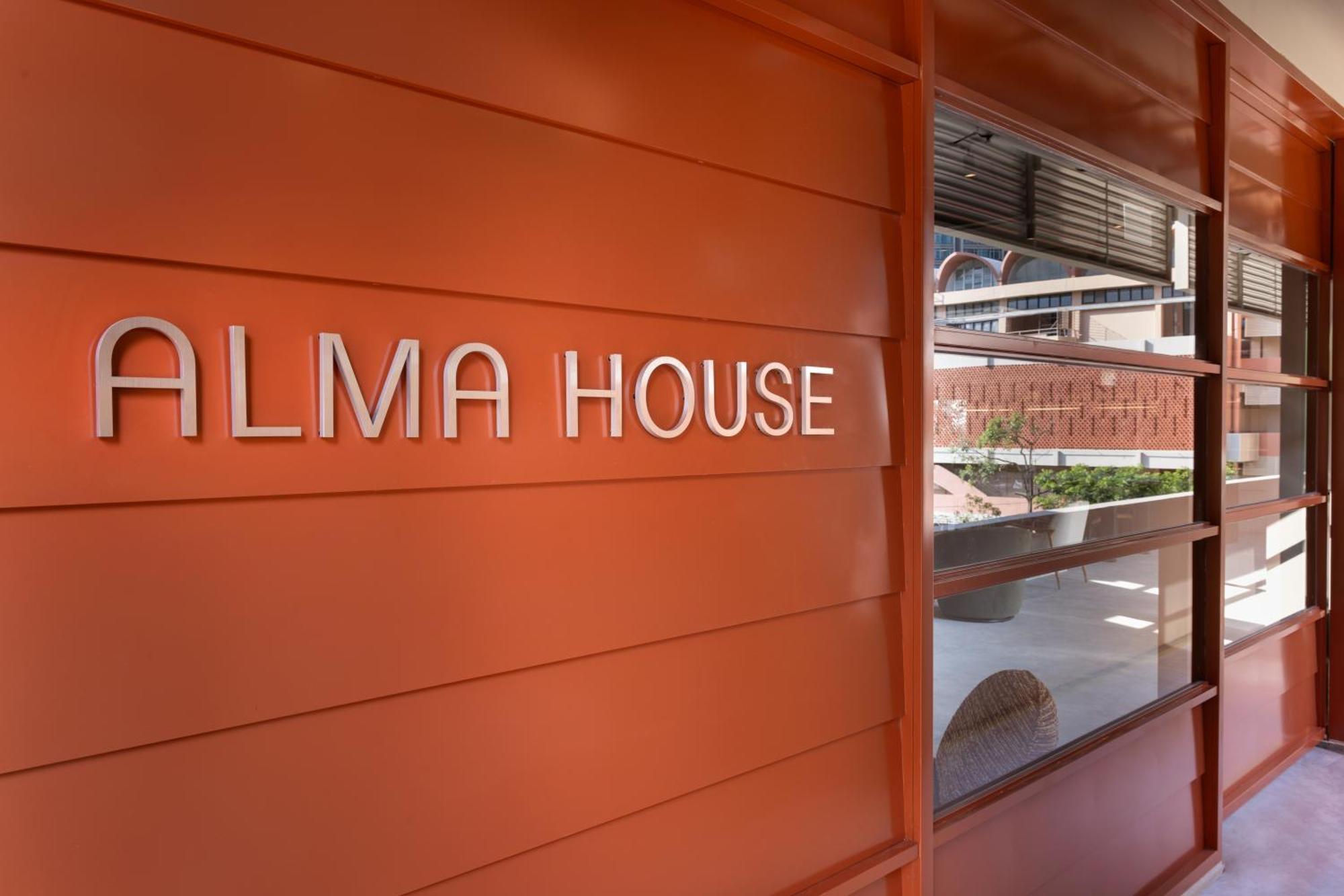 Alma House Hotel สิงคโปร์ ภายนอก รูปภาพ