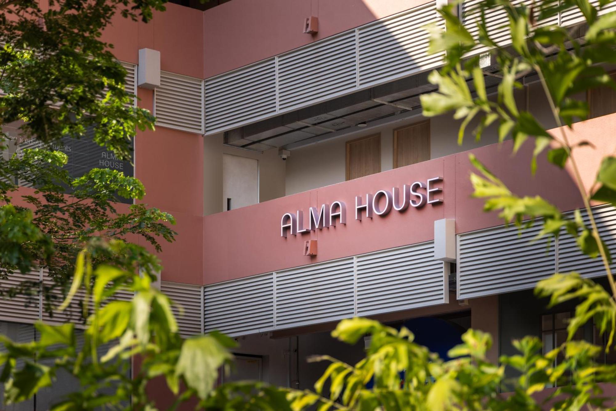 Alma House Hotel สิงคโปร์ ภายนอก รูปภาพ